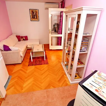 Apartment Aleja *