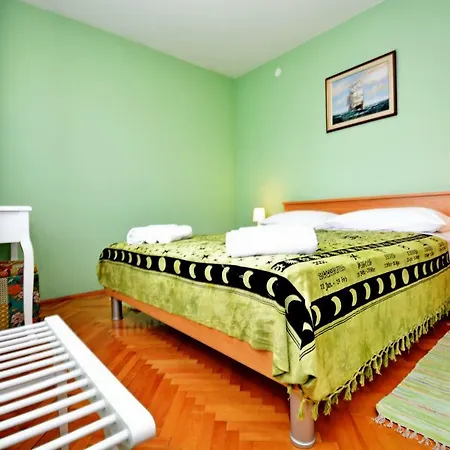 Aleja Apartment
